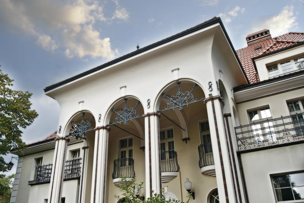 Rezydencja Willa Park & Restauracja Λέγκνικα Εξωτερικό φωτογραφία
